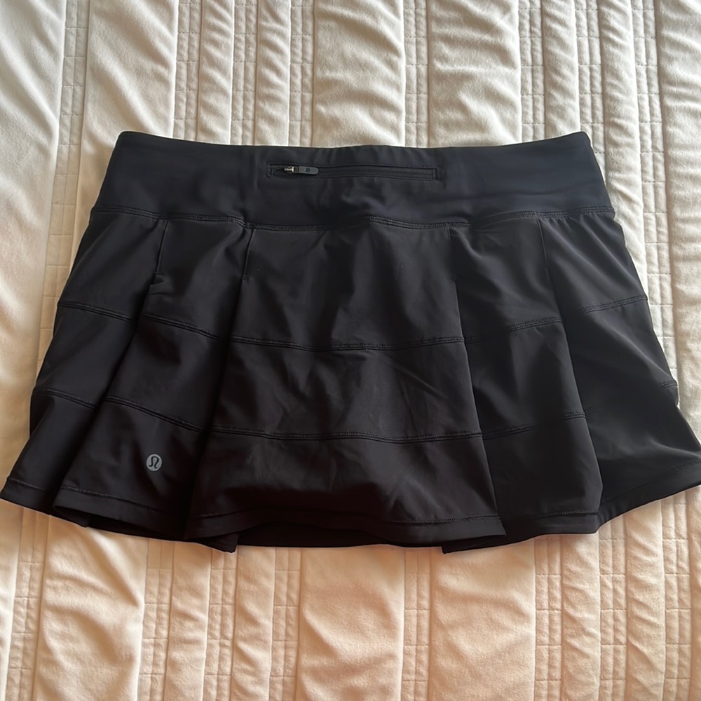 Black Lululemon Pace Rival Skirt